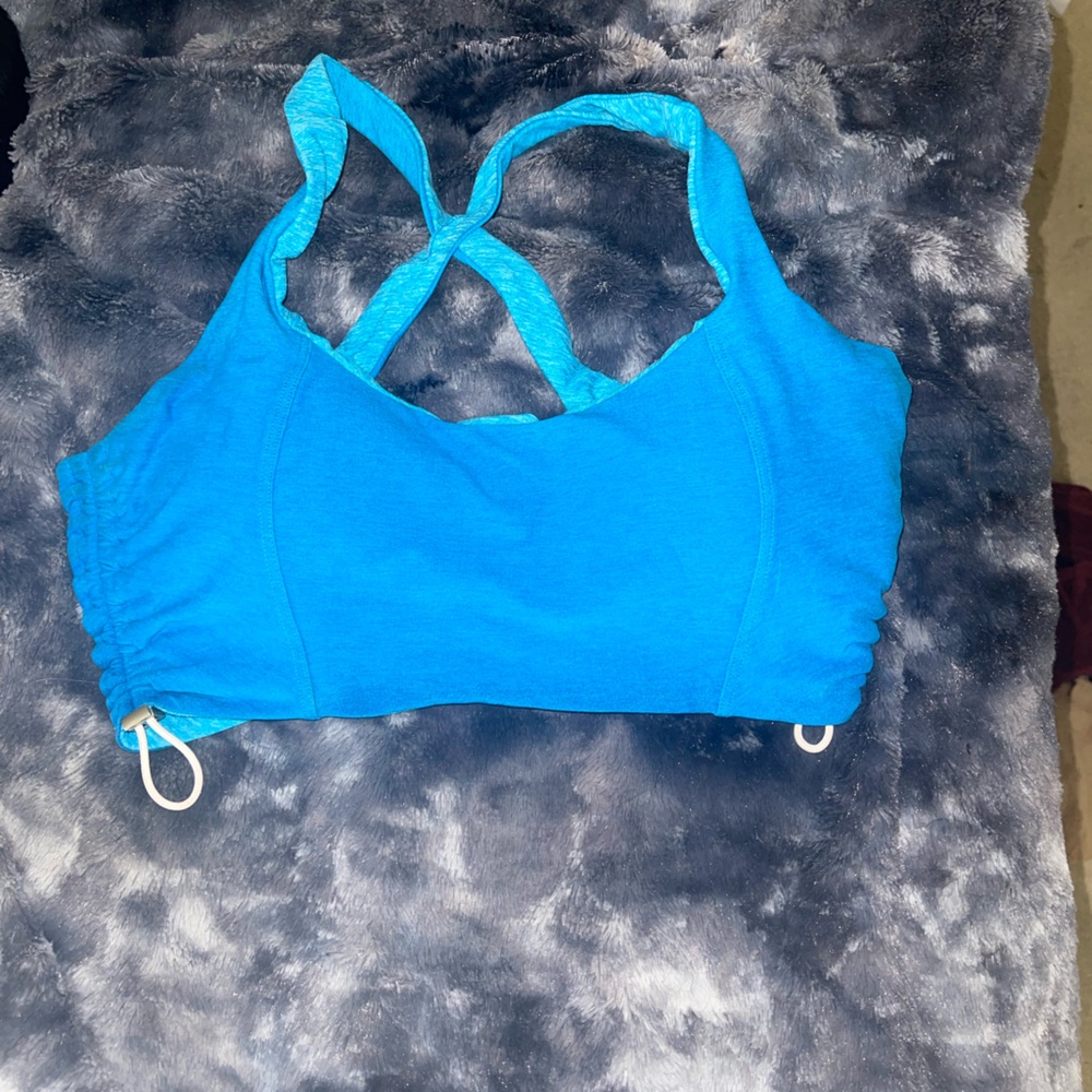 NWOT blue reversible sportsbra size medium